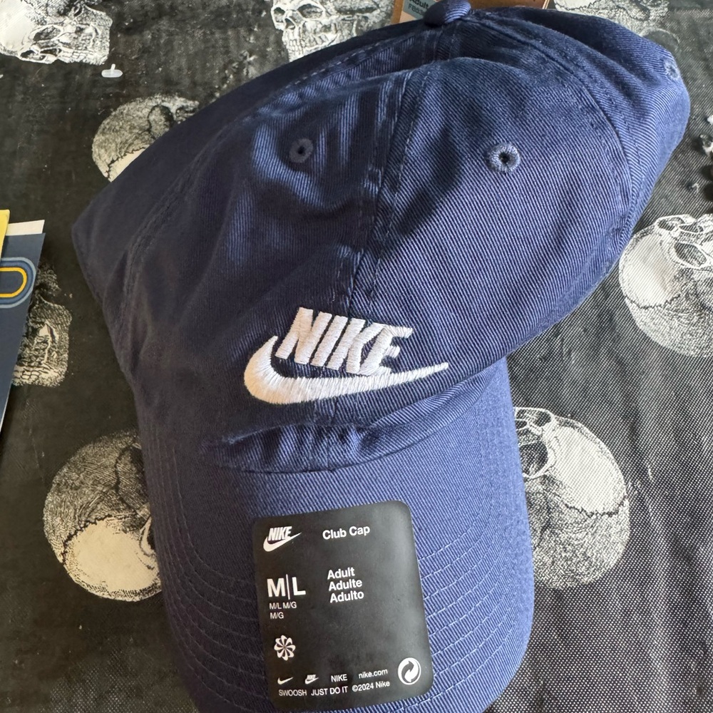 Nike Navy Blue Embroidered Swoosh Cap